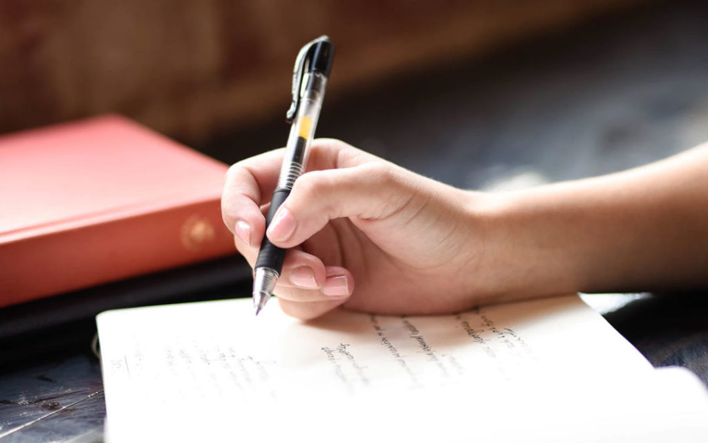 8 simple ways to improve your kid’s handwriting